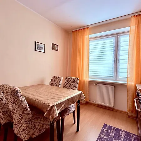 Kadriorg, - Minimum 2 Days 아파트